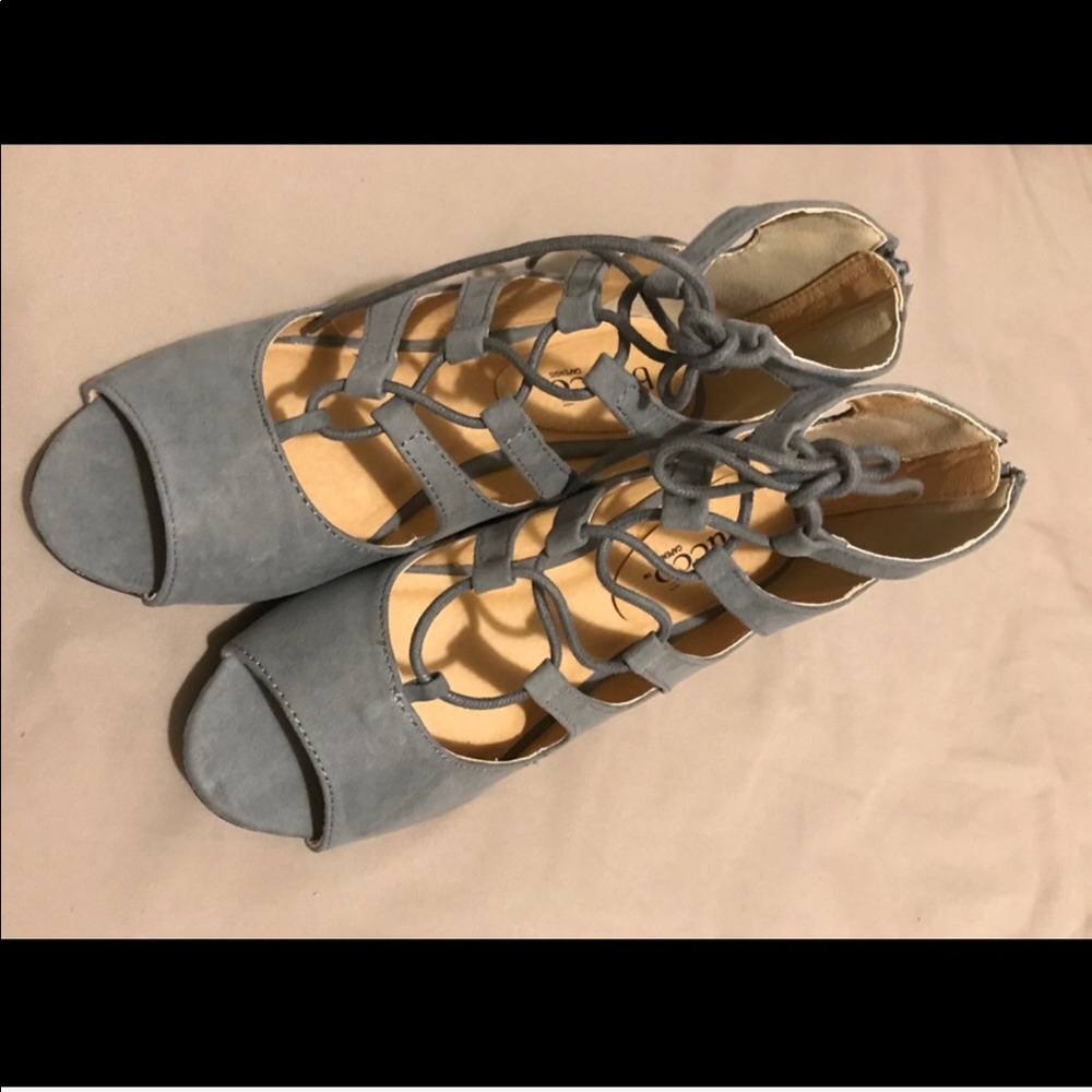 Bucco Grey Sandals